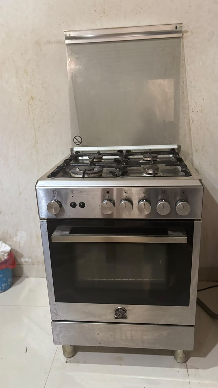 Hasil Servis Freestanding Cooker La Germania